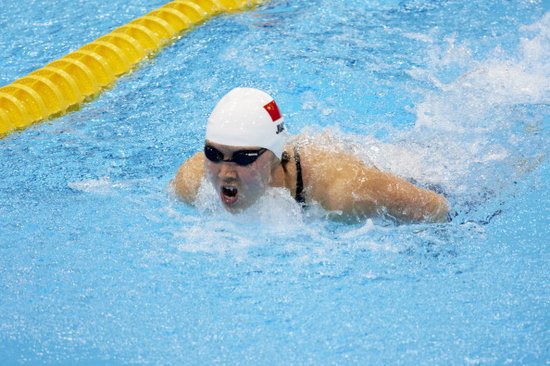 中国游泳队再添金 焦刘洋折桂女子200米蝶泳