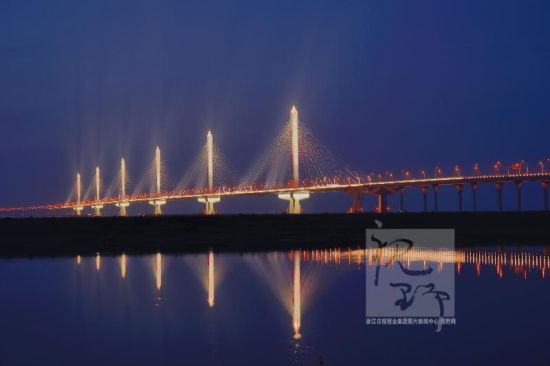 嘉绍大桥夜景