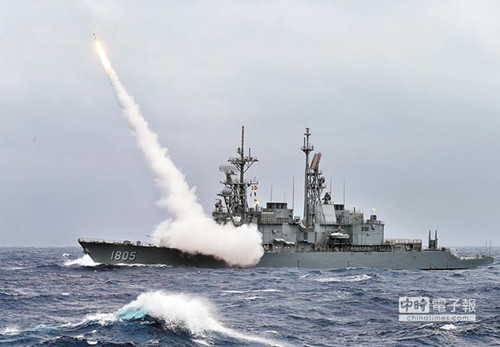 使用最强导弹台海军在日本家门口军演发出警告
