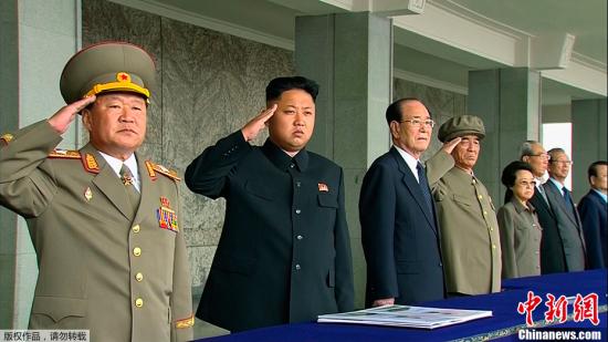2013年9月9日，平壤，朝鲜举行大型阅兵仪式庆祝建国65周年。朝鲜最高领导人金正恩出席阅兵式。  