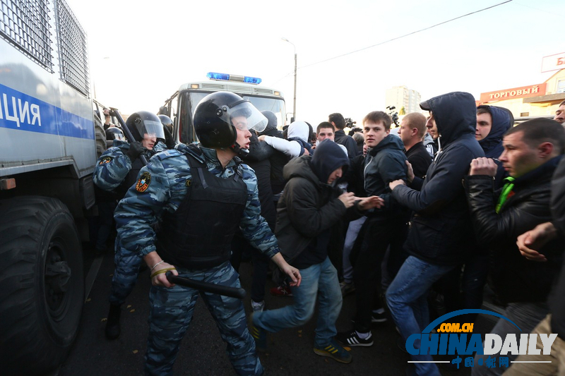 莫斯科发生骚乱事件 约1000人参加380人被捕