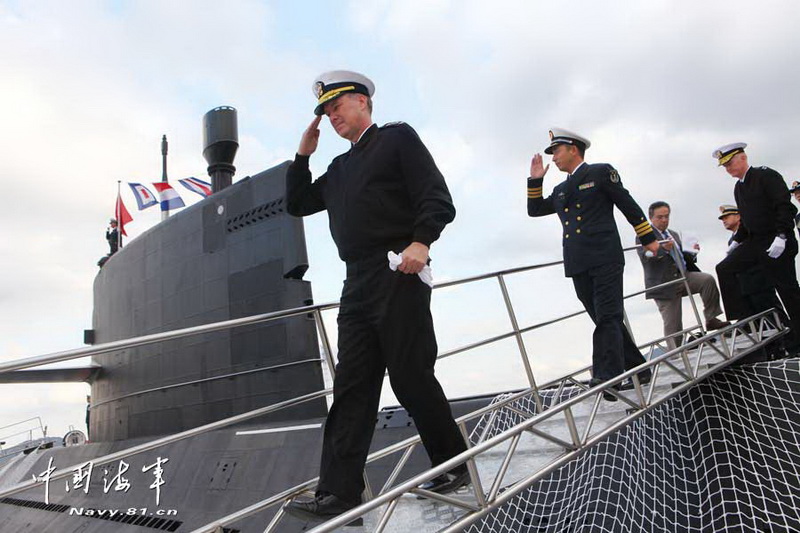 高清：中国海军向美军高官开放新型护卫舰AIP动力潜艇【2】