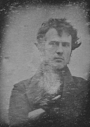 1839年，美国摄影师罗伯特·科尼利厄斯拍摄了第一张自拍照