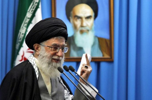 伊朗最高领袖称美国是微笑的敌人对核谈判不乐观