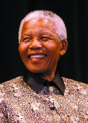 南非前总统曼德拉逝世安倍赞其为伟大领导者
